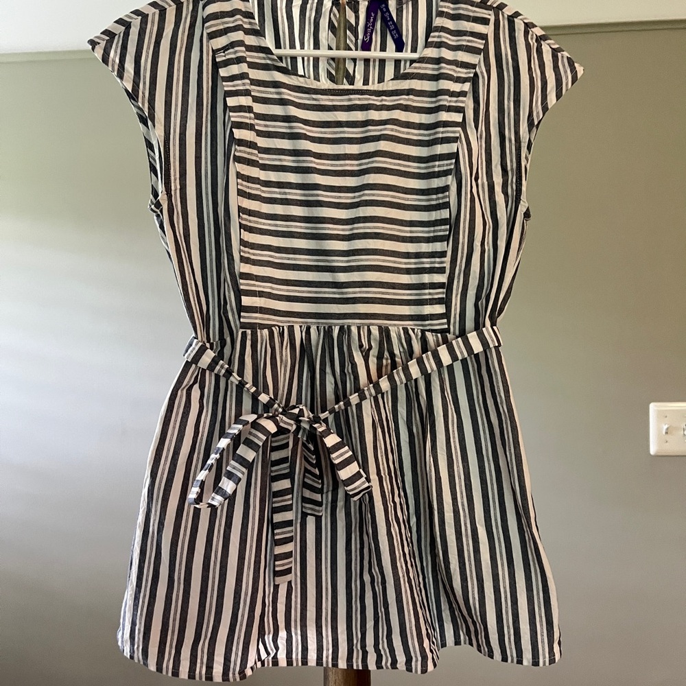 Seraphine Striped Nursing Blouse with Hidden Zippers - Picture 7 of 7